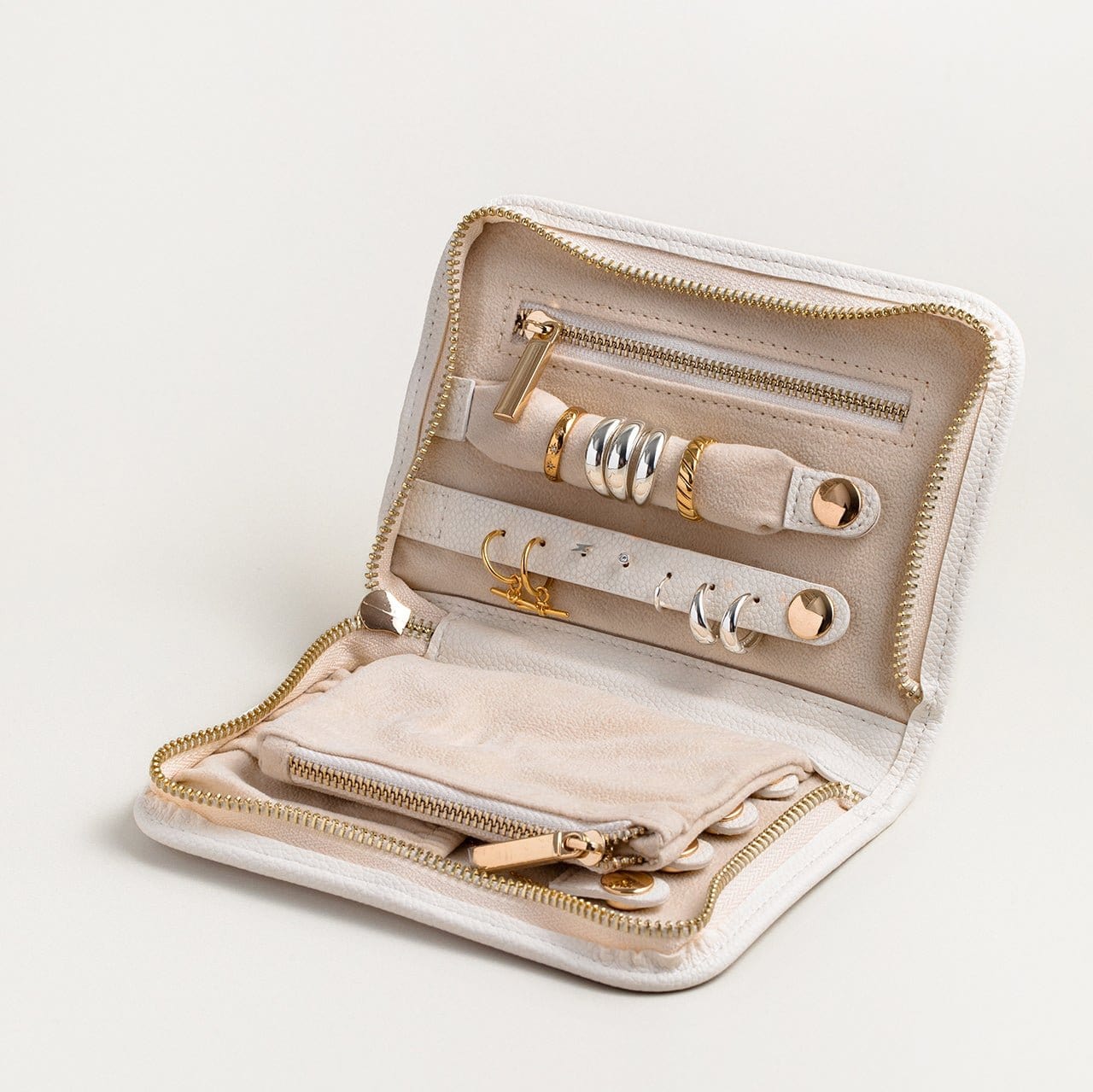 Cream Jewellery Travel Wallet - Image 3