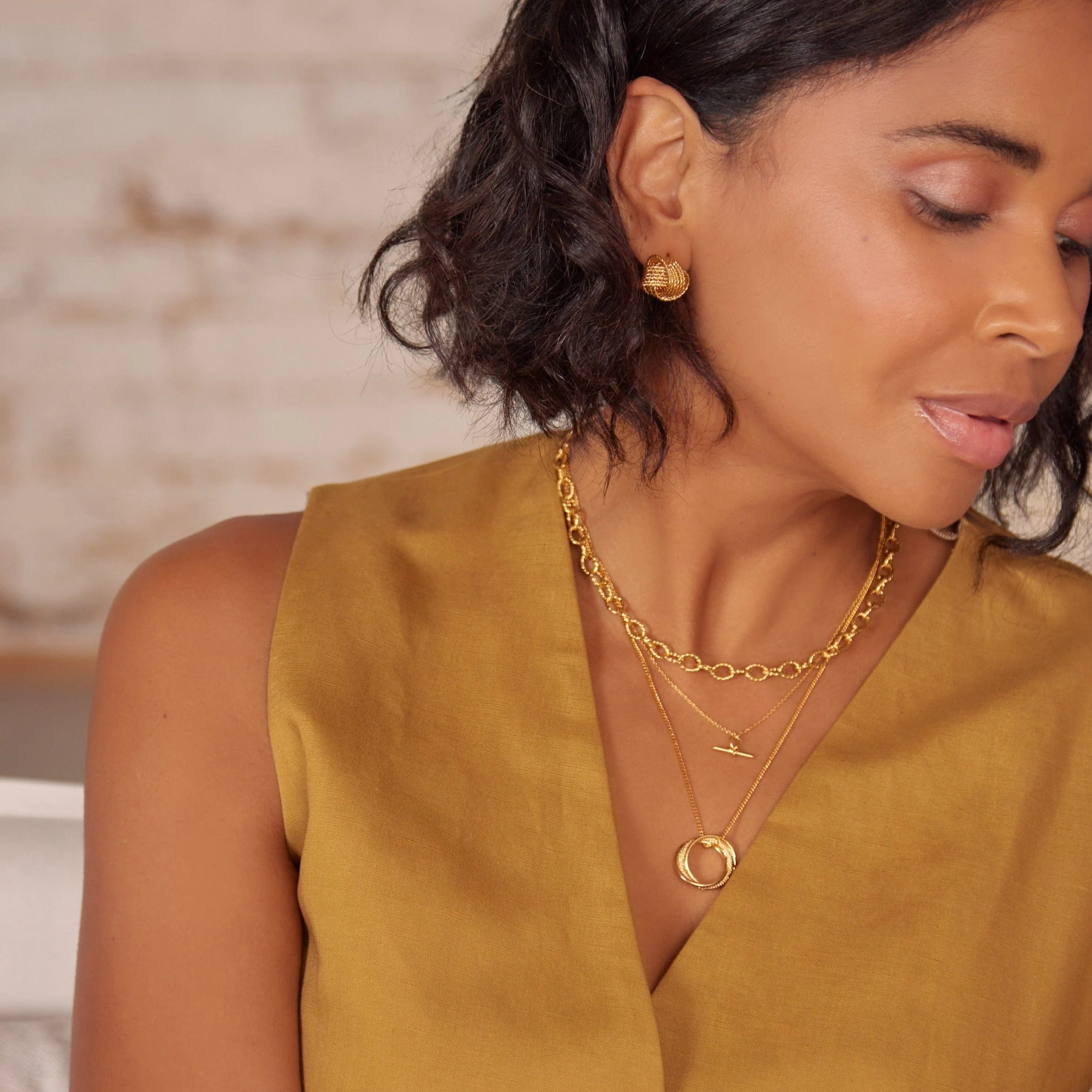 Dainty T-Bar Knot Necklace - Gold - Image 5