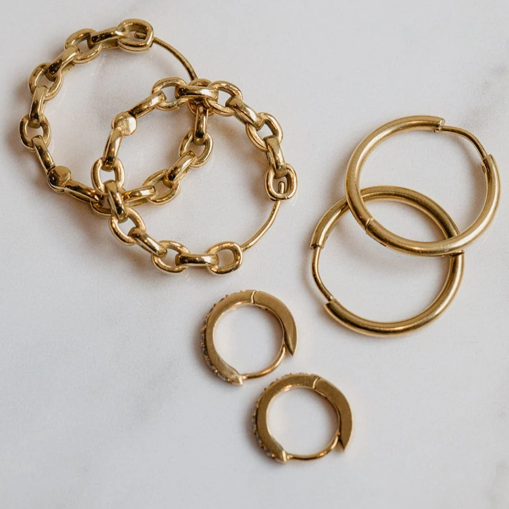 LUXE Mid-Size Hoop Earrings - Gold - Image 3