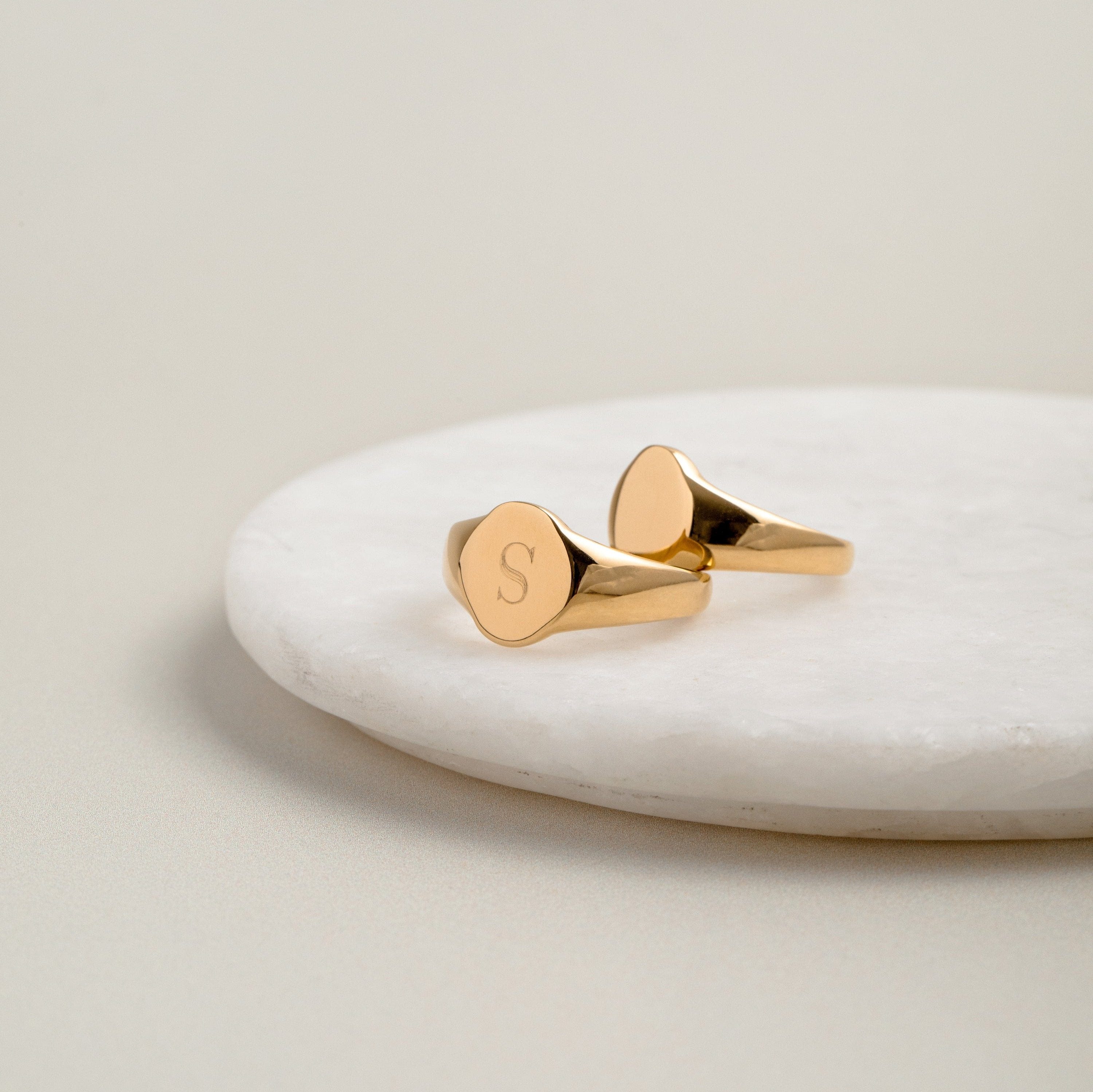 LUXE Signet Ring - Image 4