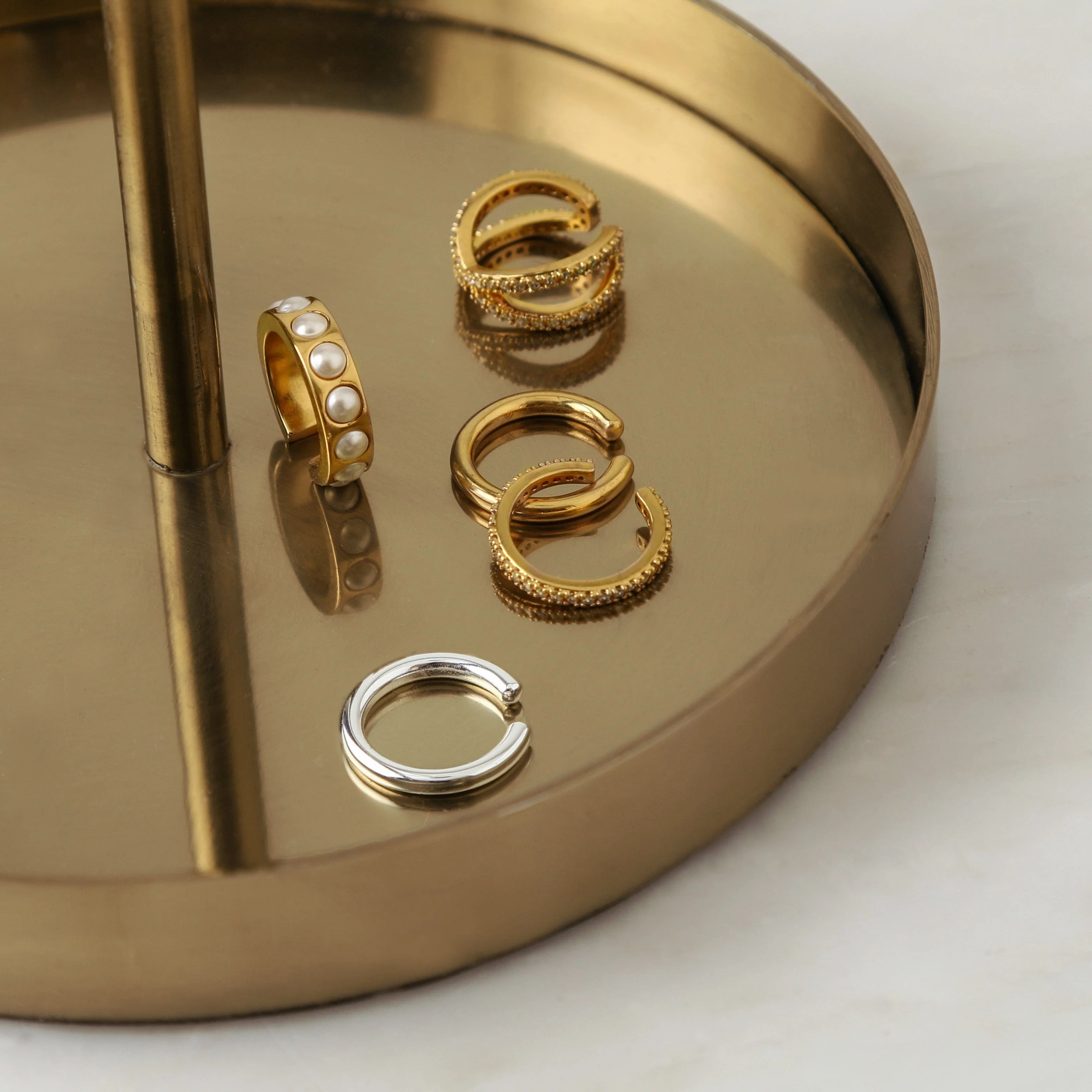 Simple Ear Cuff - Gold - Image 5